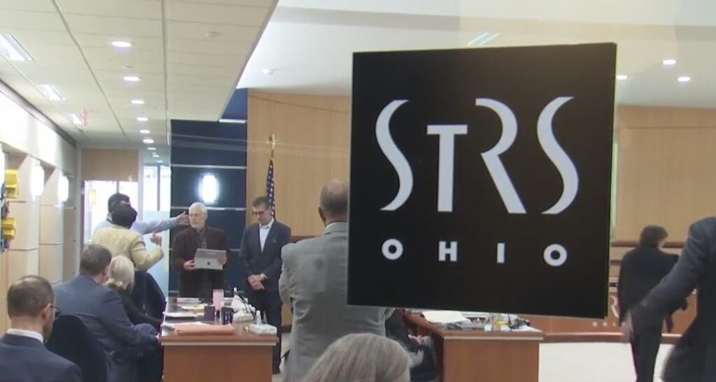 STRS votes to freeze bonuses for investment staff, 2 years after $5.3 billion loss